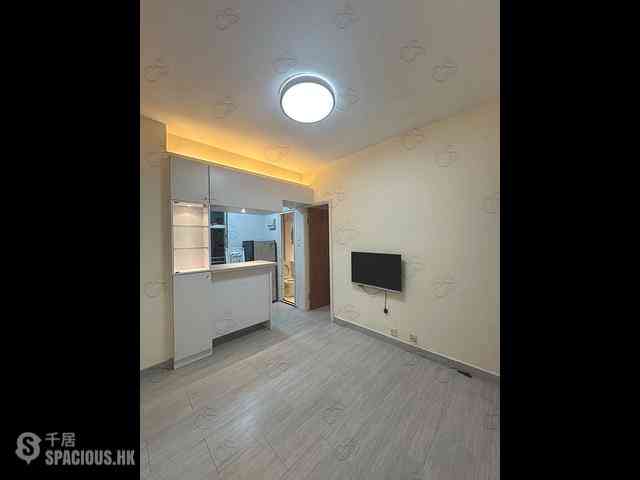 Quarry Bay - Hon Way Mansion 02