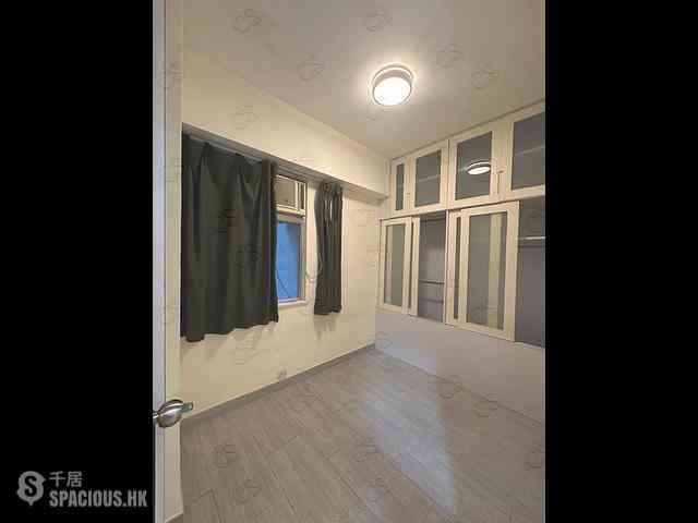 Quarry Bay - Hon Way Mansion 04