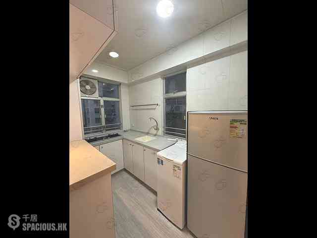 Quarry Bay - Hon Way Mansion 07