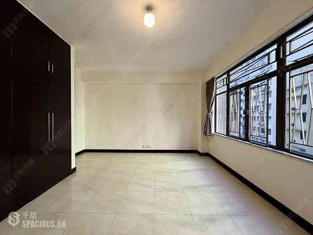 Mid Levels Central - Right Mansion 07