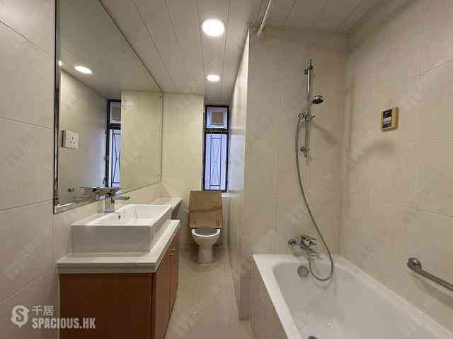 Mid Levels Central - Right Mansion 10