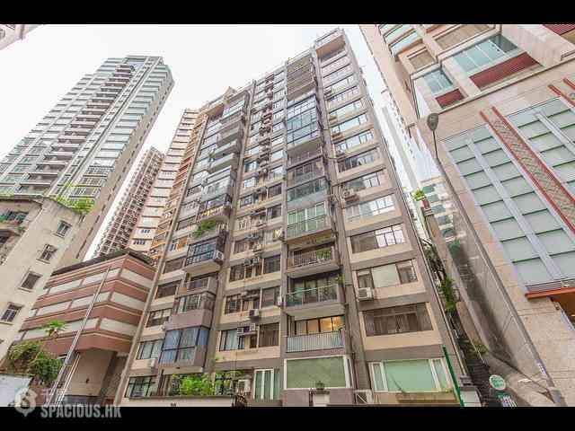 Mid Levels Central - Right Mansion 18