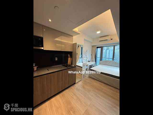 Sai Ying Pun - One・Artlane 01