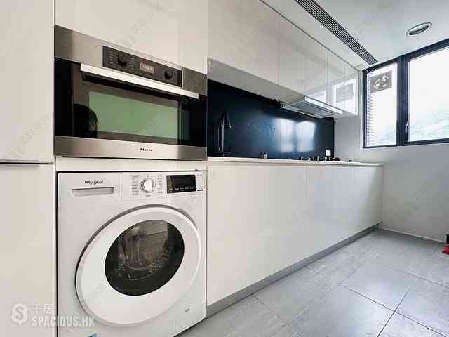 Wan Chai - The Oakhill 09