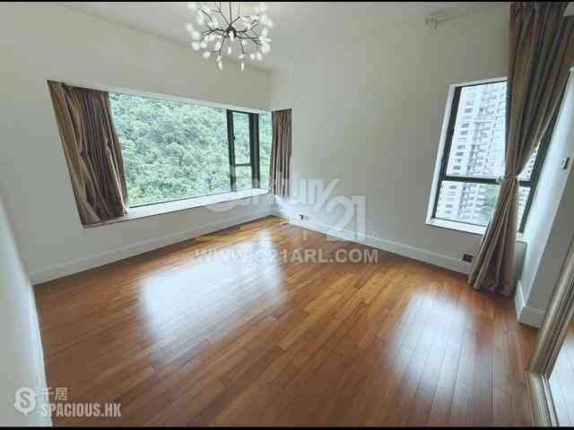 Mid Levels Central - Tavistock II 05