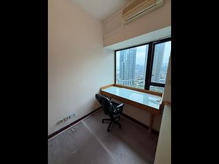West Kowloon - The Arch Sky Tower (Block 1) 04