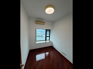 West Kowloon - The Arch Sun Tower (Block 1A) 04