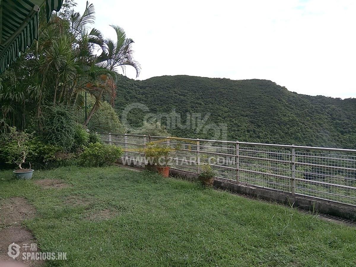 Repulse Bay - 6, Headland Road 01
