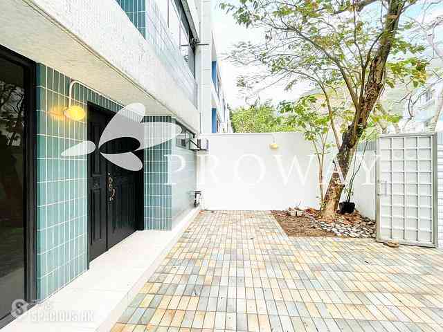 Repulse Bay - Burnside Estate 03