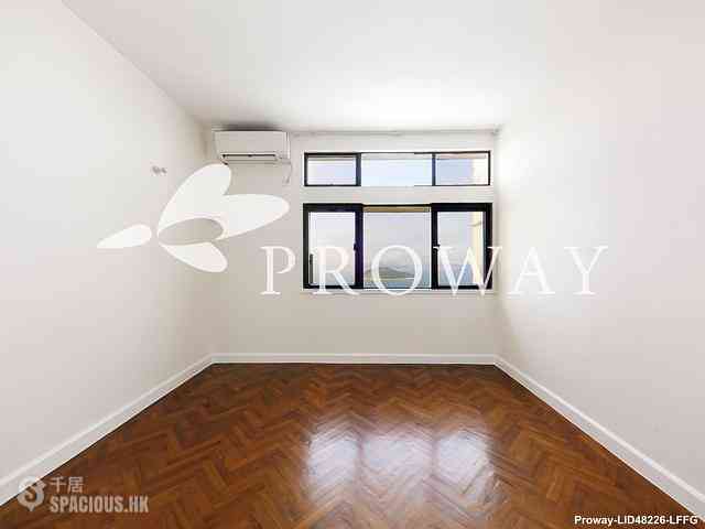 Chung Hom Kok - Coral Villas 08