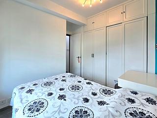 Tung Chung - Coastal Skyline Phase 3 La Rossa 11
