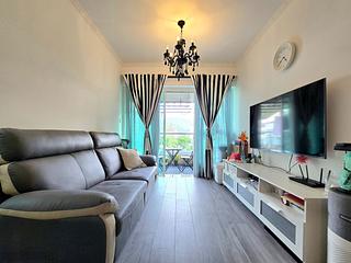 Tung Chung - Coastal Skyline Phase 3 La Rossa 02