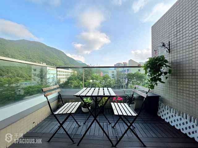 Tung Chung - Coastal Skyline Phase 3 La Rossa 07