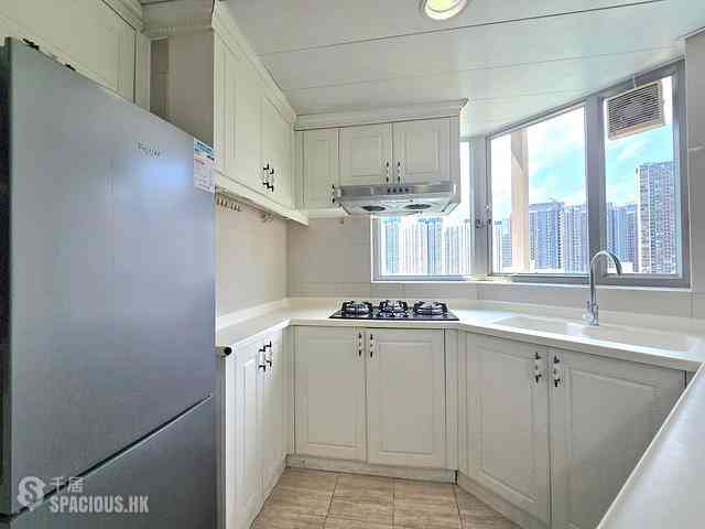 Tung Chung - Caribbean Coast Phase 3 Carmel Cove 09