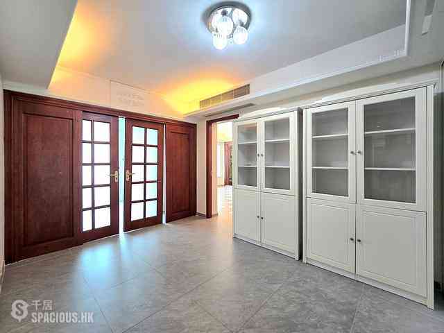 Tung Chung - Caribbean Coast Phase 3 Carmel Cove 24