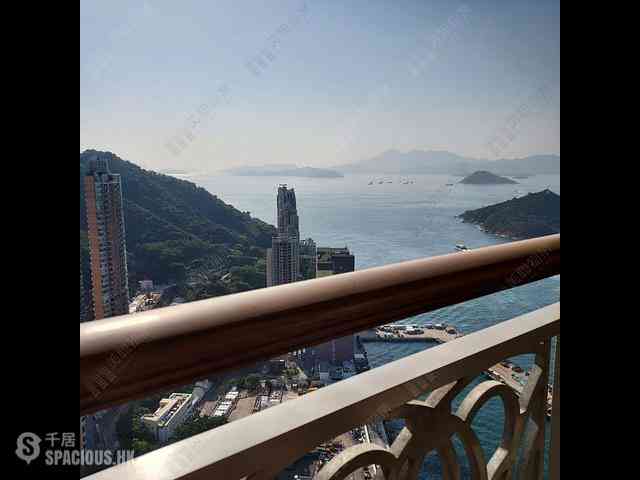Kennedy Town - The Merton Tower 1 01