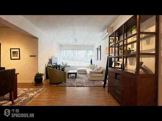 Mid Levels West - Skyline Mansion Block 1 07
