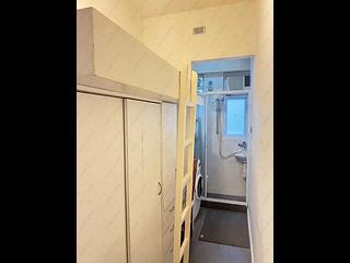 Mid Levels West - Skyline Mansion Block 1 12