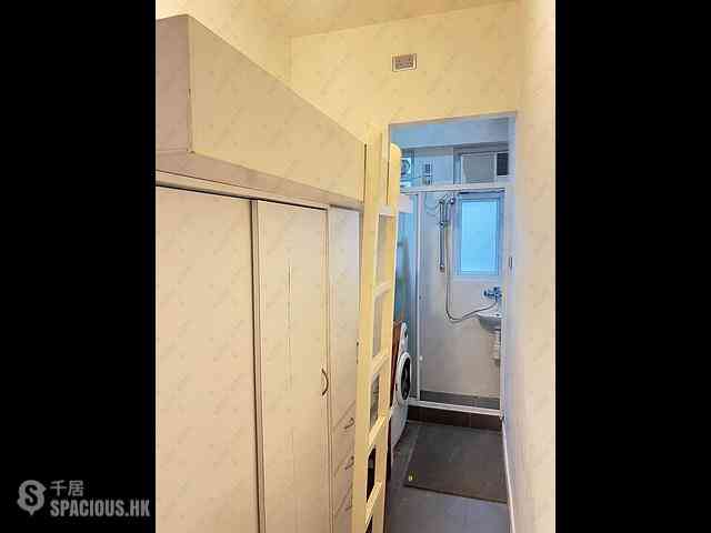 Mid Levels West - Skyline Mansion Block 1 12
