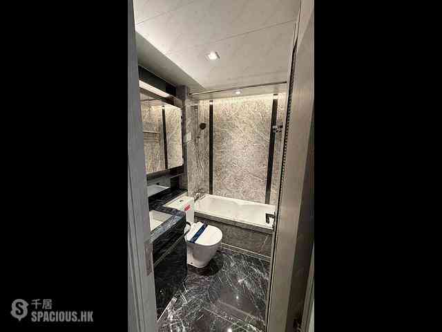 Wong Chuk Hang - The Southside Phase 3B Blue Coast Tower 2B 02