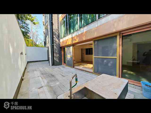 Clear Water Bay - Mount Pavilia 02