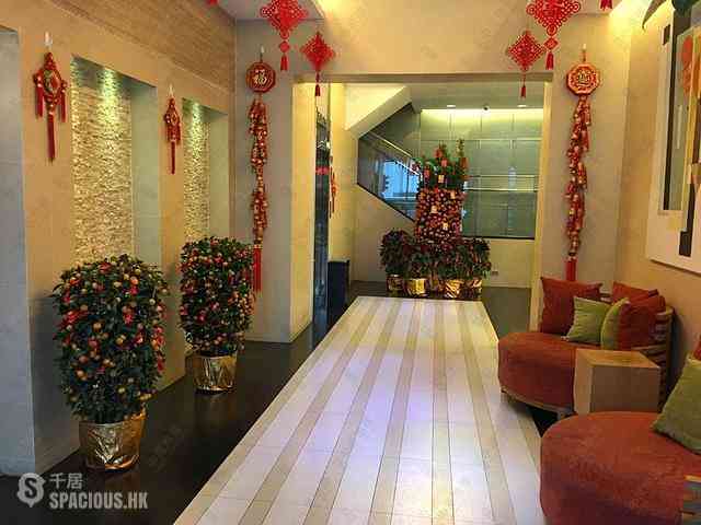 Mid Levels Central - Elegant Garden 01