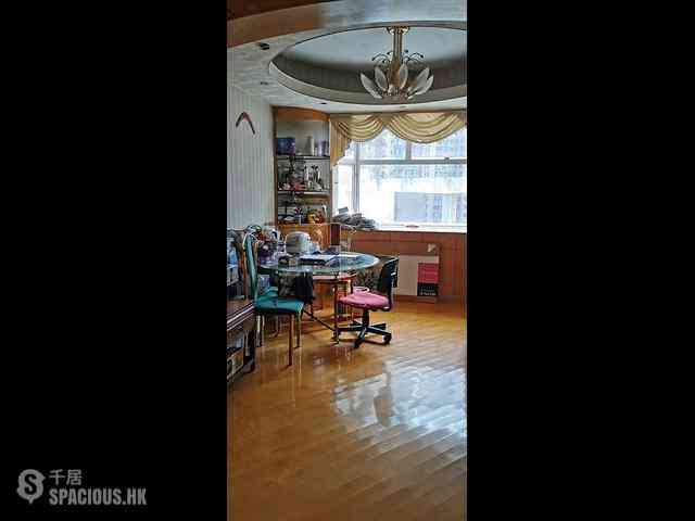 Mid Levels West - Kenyon Court 03