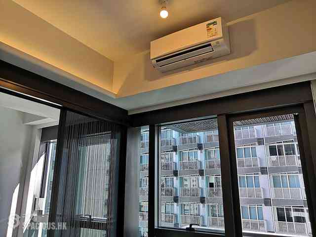 Sai Ying Pun - Two・Artlane 04