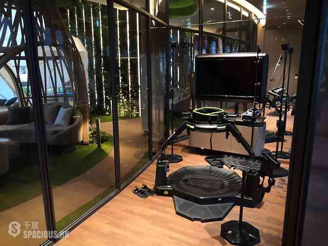 Sai Ying Pun - Two・Artlane 20