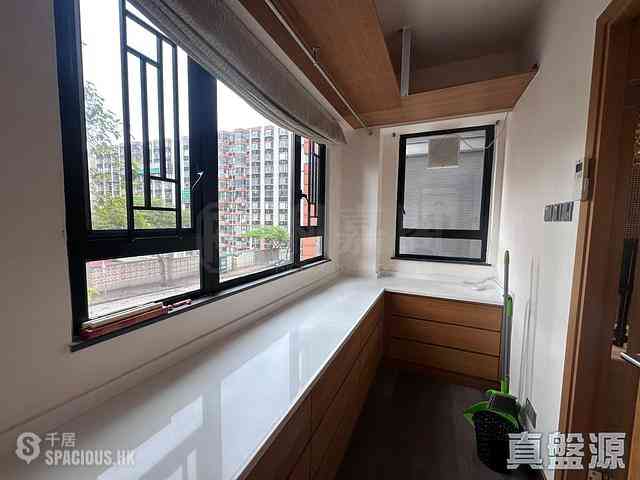 Kowloon Tong - 3, La Salle Road 01
