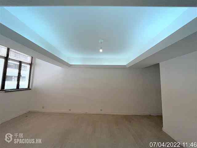 Leighton Hill - Lunar Building 03