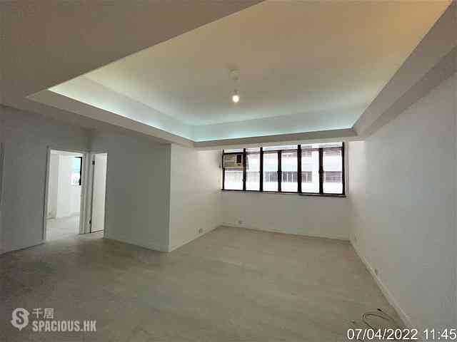 Leighton Hill - Lunar Building 01