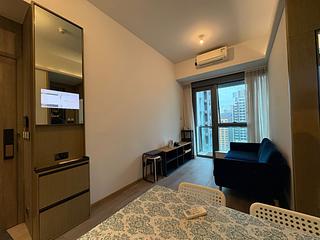 Sai Ying Pun - Two・Artlane 04