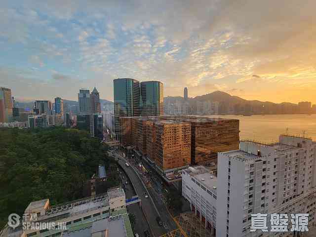 Tsim Sha Tsui - The Victoria Towers Tower 1 07