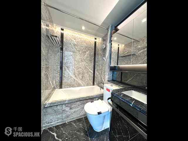Wong Chuk Hang - The Southside Phase 3B Blue Coast Tower 2B 06