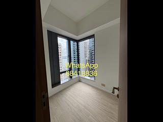 Sai Ying Pun - Des Voeux W Residence 05
