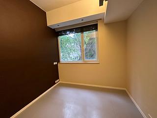 Mid Levels Central - Best View Court Block 68, Macdonnell Road 14