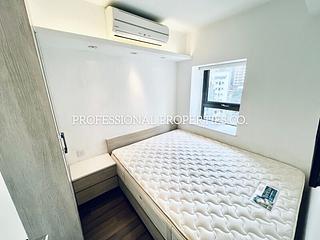 Happy Valley - V Happy Valley 09