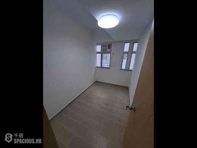 Wan Chai - Senior Building 05