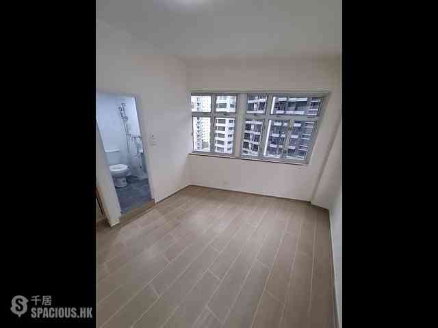 Wan Chai - Senior Building 08
