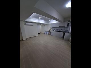 Wan Chai - Senior Building 09