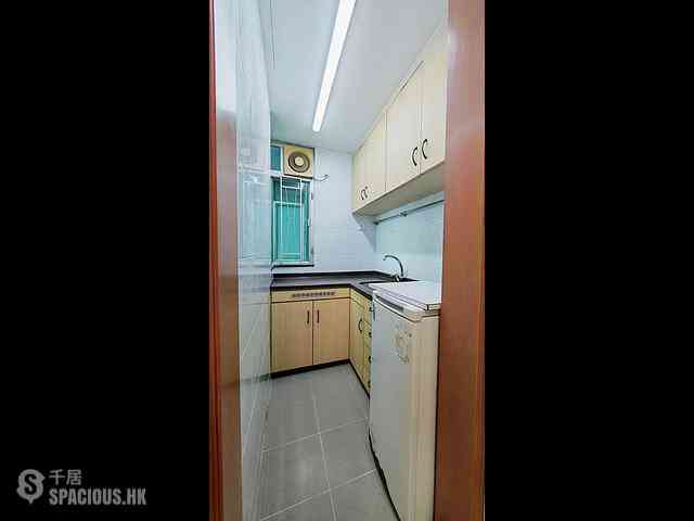 Kennedy Town - Jade Court 04