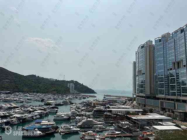 Ap Lei Chau - Marina South 02