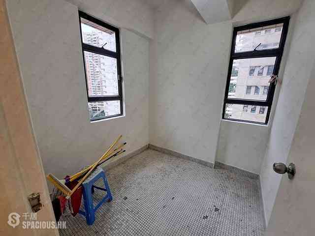 Pok Fu Lam - Baguio Villa 13