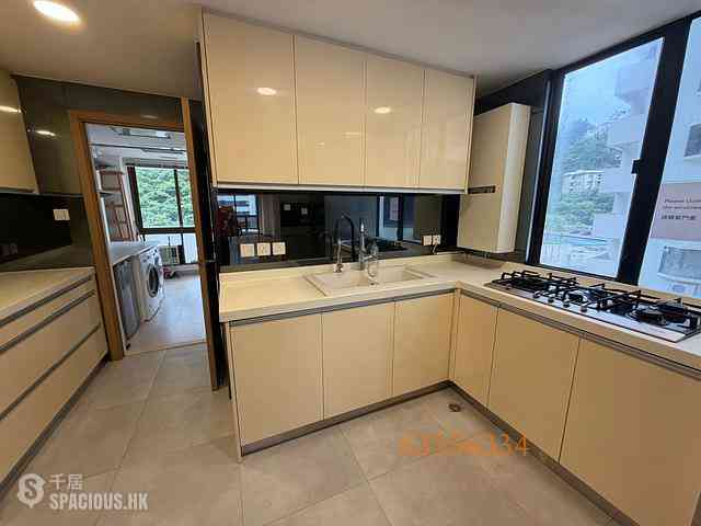 Repulse Bay - South Bay Towers 03