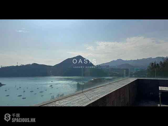 Repulse Bay - The Somerset 01