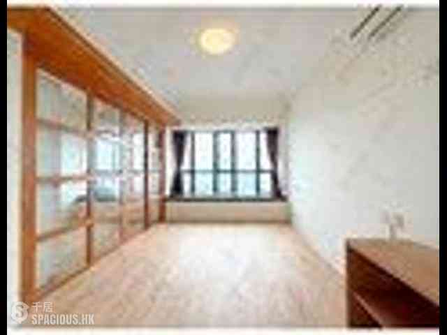 Mid Levels Central - Vantage Park Block 1 01