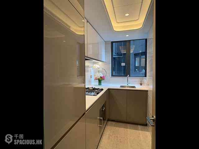 Wong Chuk Hang - The Southside Phase 4B Tower 1C 01