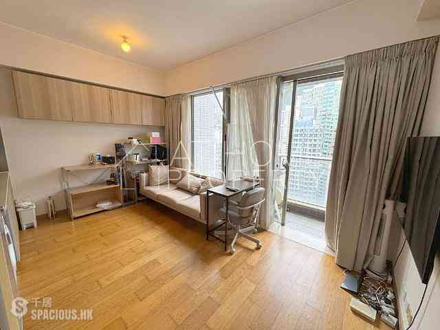 Sai Ying Pun - Island Crest 02