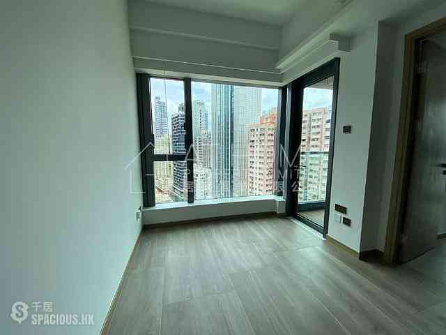 Sai Ying Pun - One・Artlane 01
